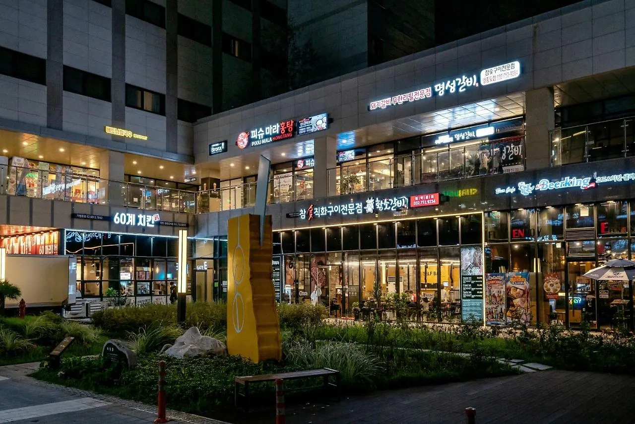 Days Hotel & Suites By Wyndham Incheon Airport