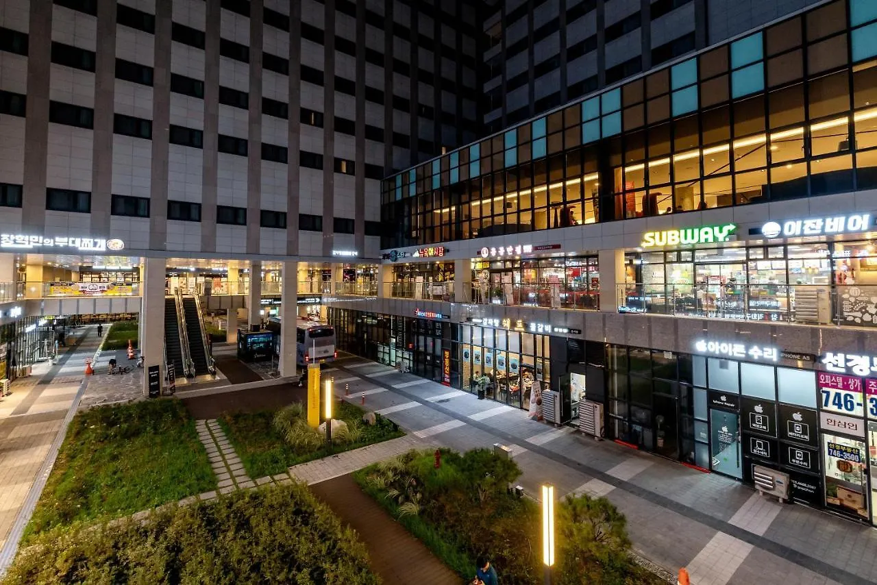 Days Hotel & Suites By Wyndham Incheon Airport 4*,  South Korea