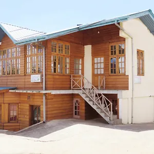 Carnation Rest Nuwara Eliya