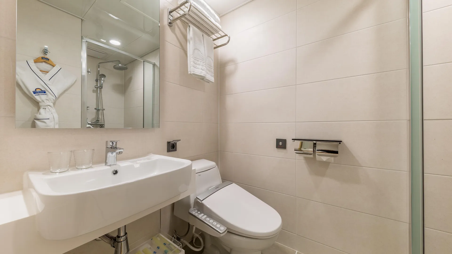 ****  Days Hotel & Suites By Wyndham Incheon Airport Corea del Sur