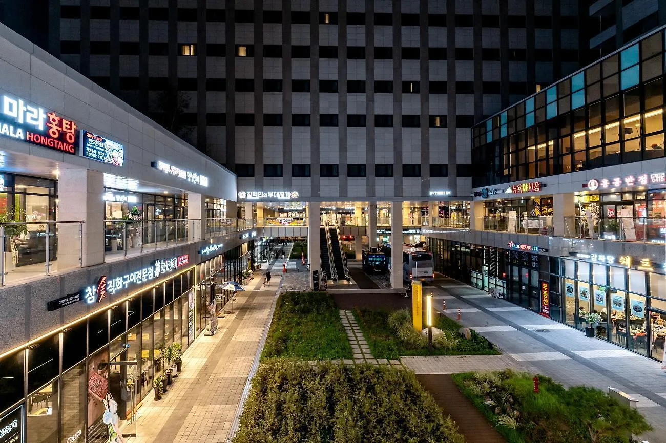 Days Hotel & Suites By Wyndham Incheon Airport
