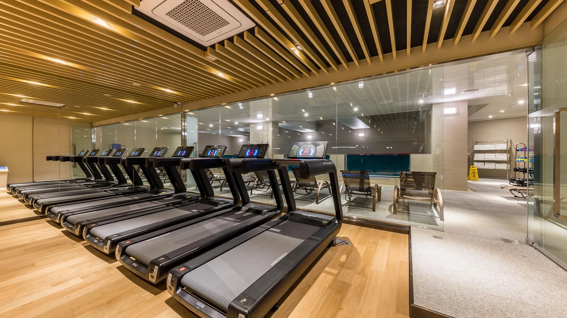 Days Hotel & Suites By Wyndham Incheon Airport