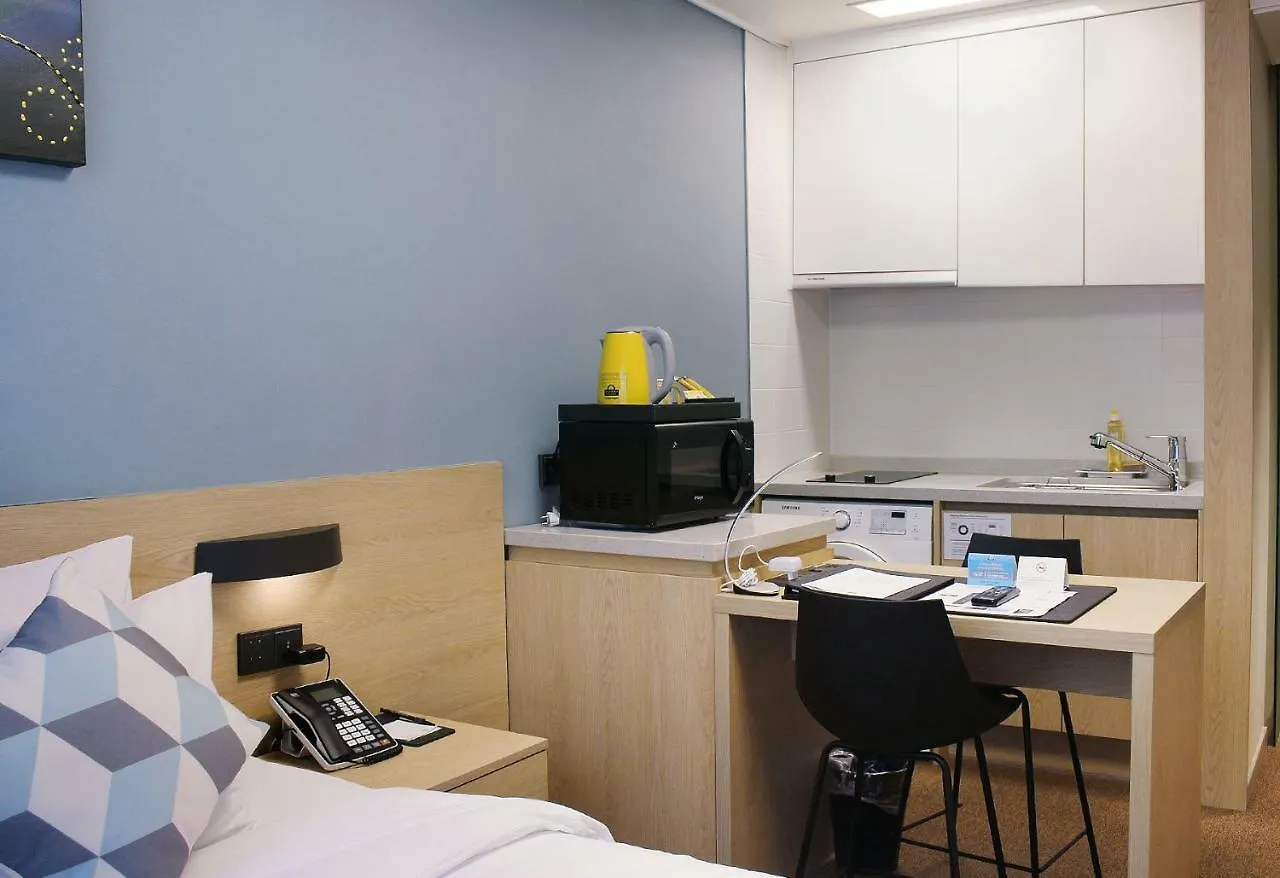 Days Hotel & Suites By Wyndham Incheon Airport