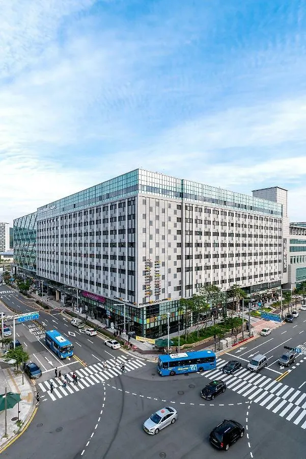 Days Hotel & Suites By Wyndham Incheon Airport
