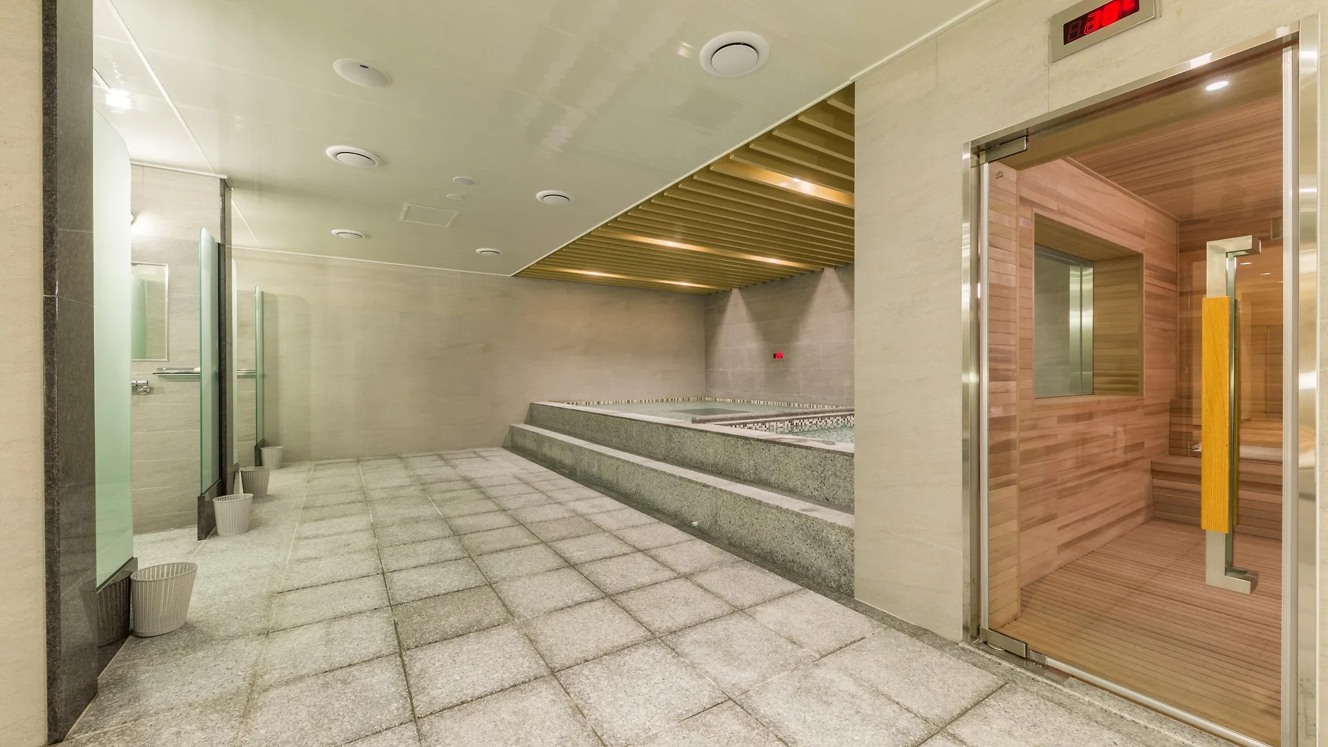 Days Hotel & Suites By Wyndham Incheon Airport