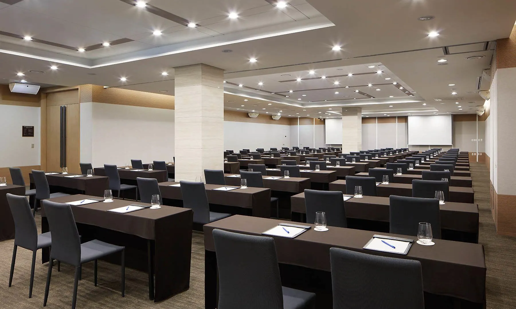 Days Hotel & Suites By Wyndham Incheon Airport