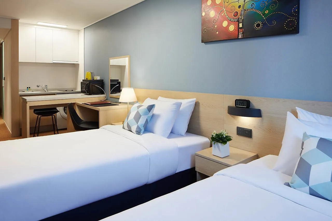 Days Hotel & Suites By Wyndham Incheon Airport 4*,
