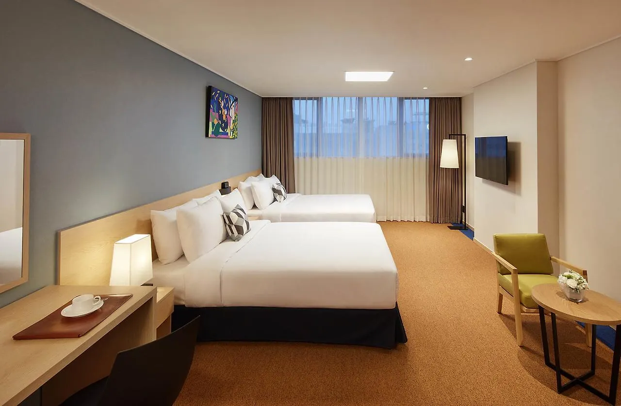 Days Hotel & Suites By Wyndham Incheon Airport 4*,